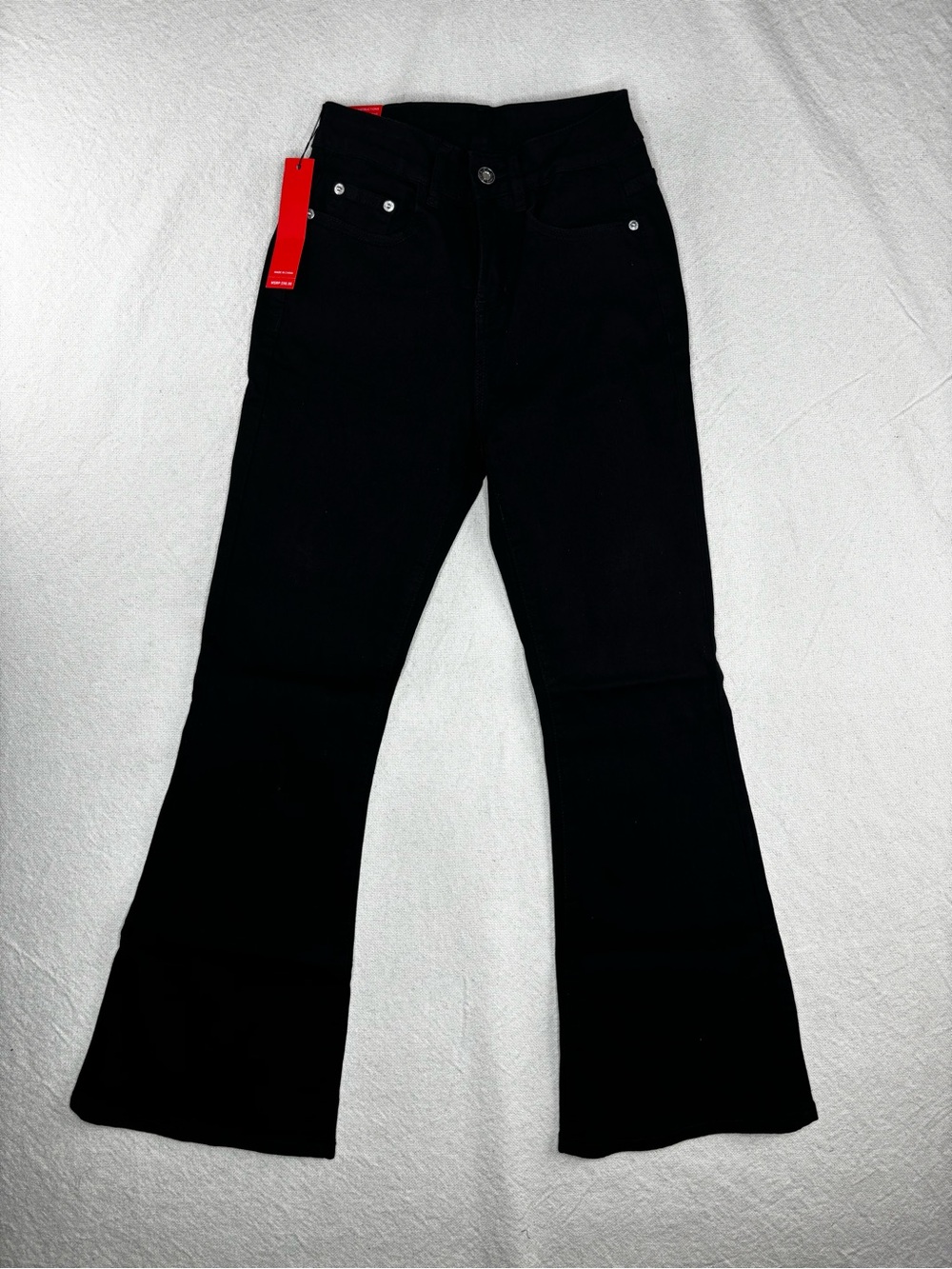Black flared women’s jeans size 2 NWT
